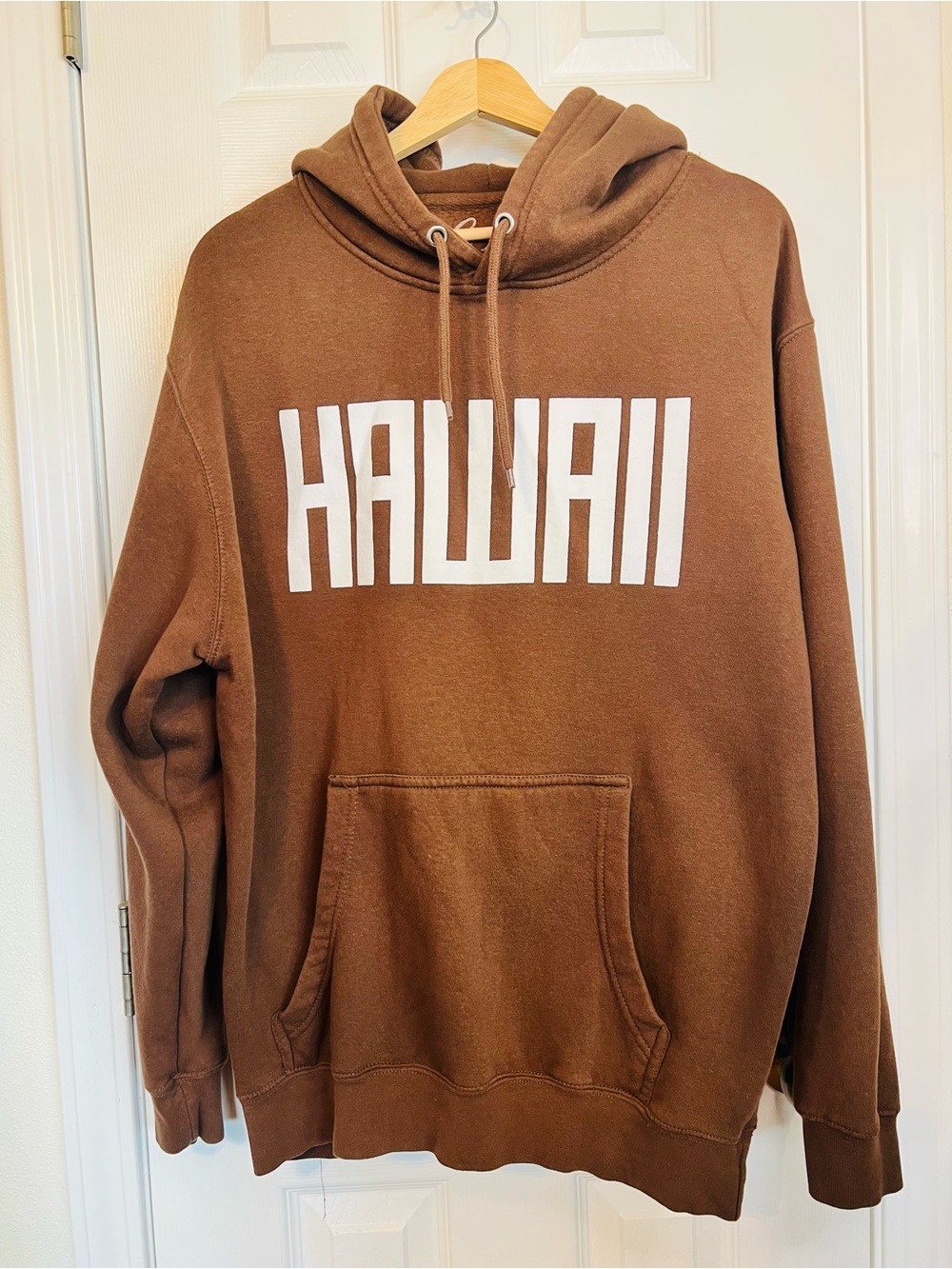 Hawaii Graphic Brown Hoodie Sweatshirt - Roger